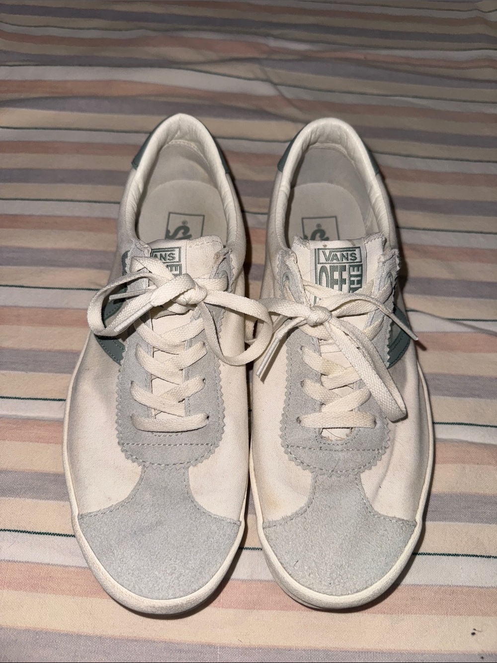 Vans low-top sneakers in white and light teal/grey